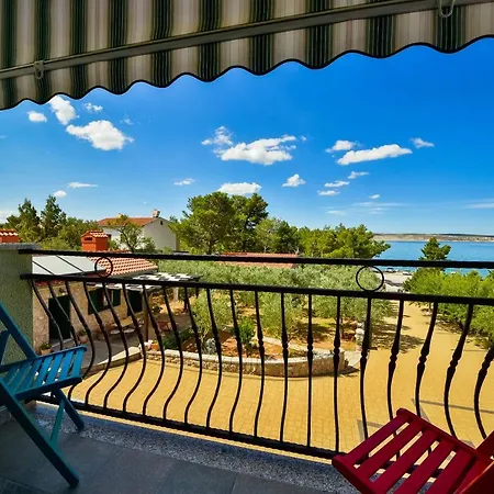 In Olive Garden Apartment Starigrad Paklenica Exterior photo