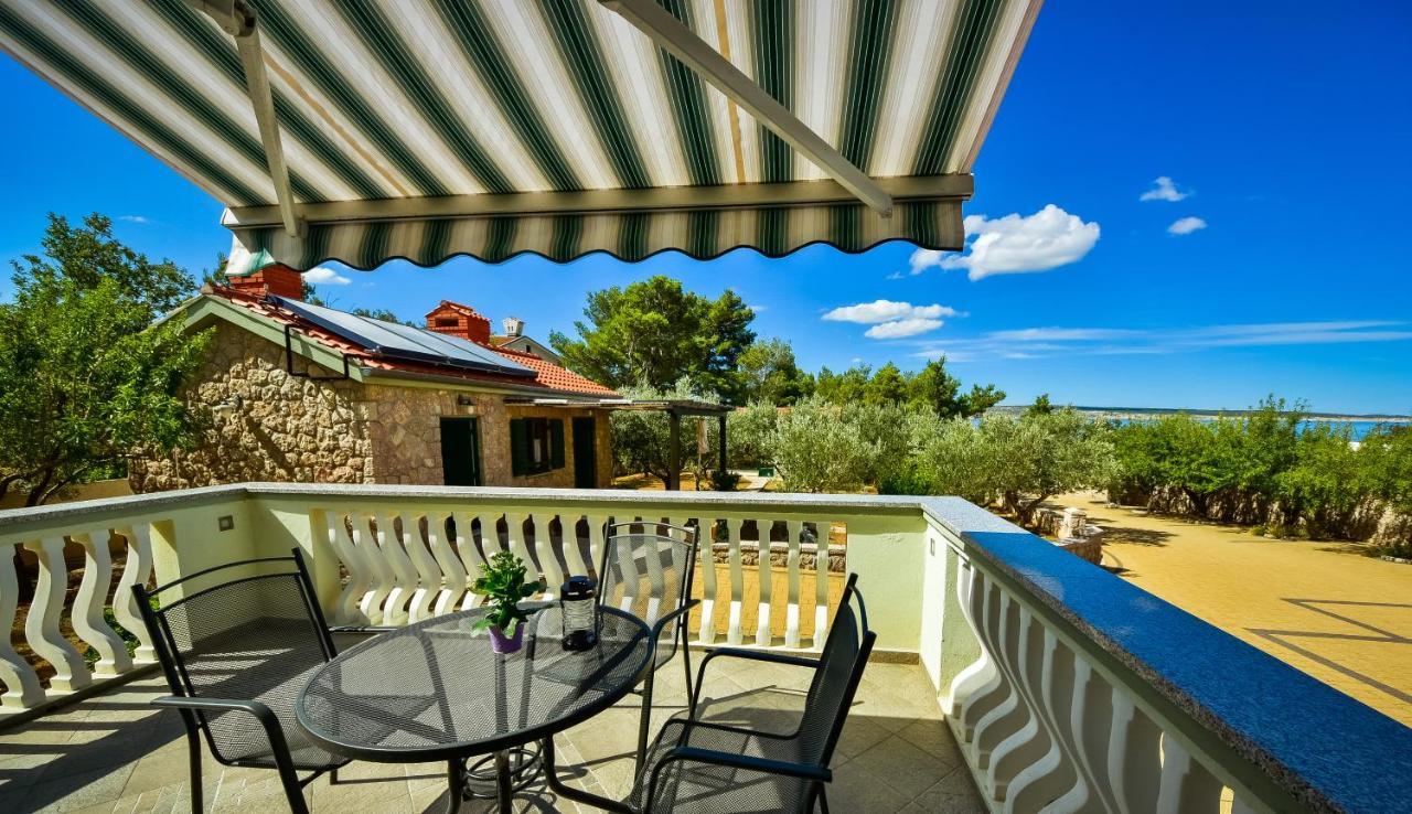 Apartment In Olive Garden