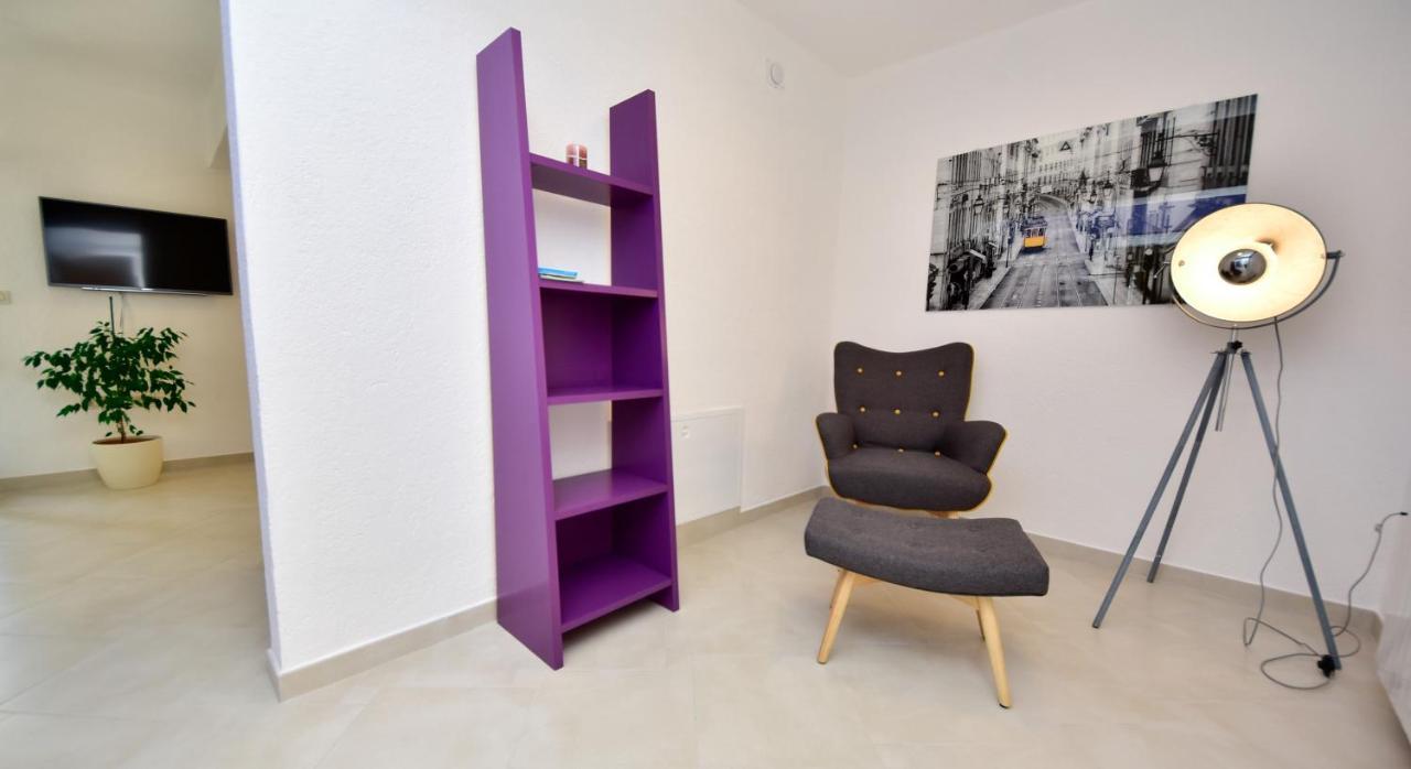 Apartment In Olive Garden