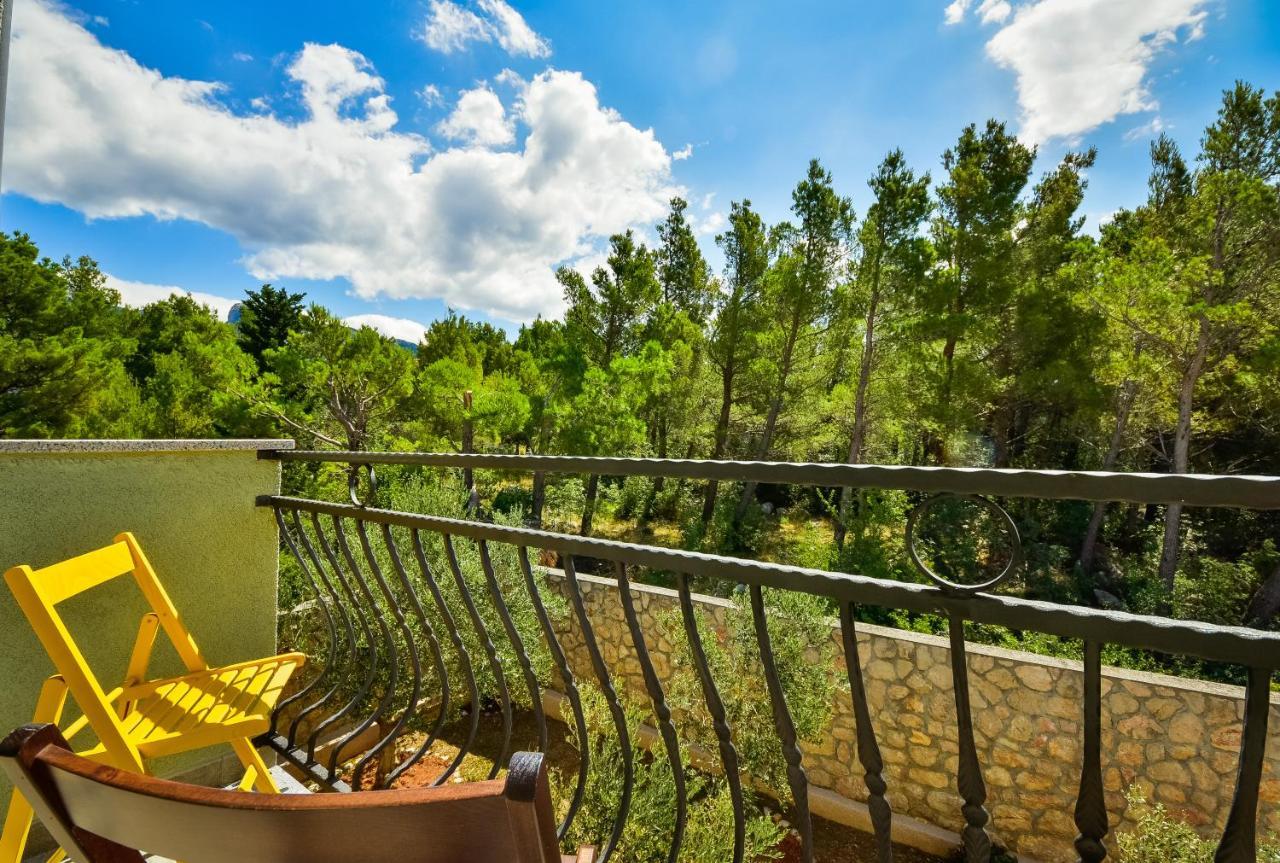 In Olive Garden Apartment Starigrad Paklenica